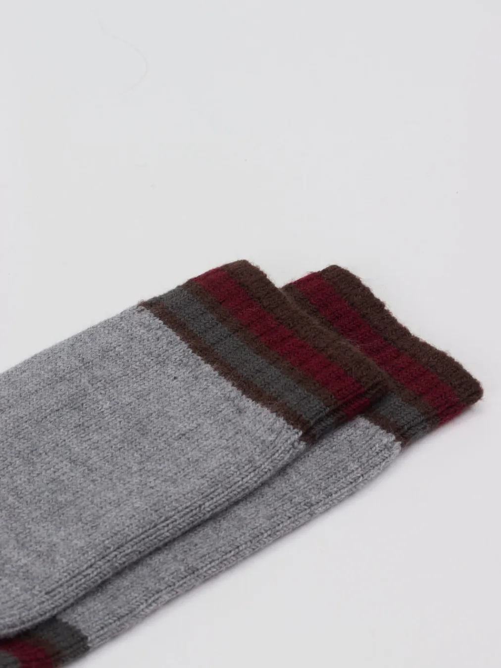 – Freizeitsocken aus Wolle mit Streifenmuster-Alto Milano Outlet