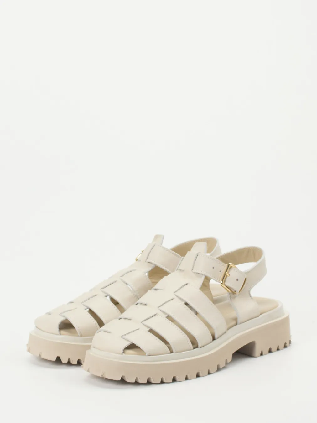 – Fischersandalen aus Lammleder Cremeweiß-Andrea Puccini Hot