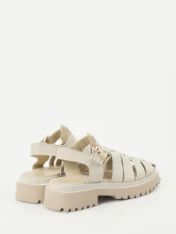 – Fischersandalen aus Lammleder Cremeweiß-Andrea Puccini Hot