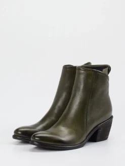 – Stiefelette aus Kalbleder in Oliv-Andrea Puccini Sale