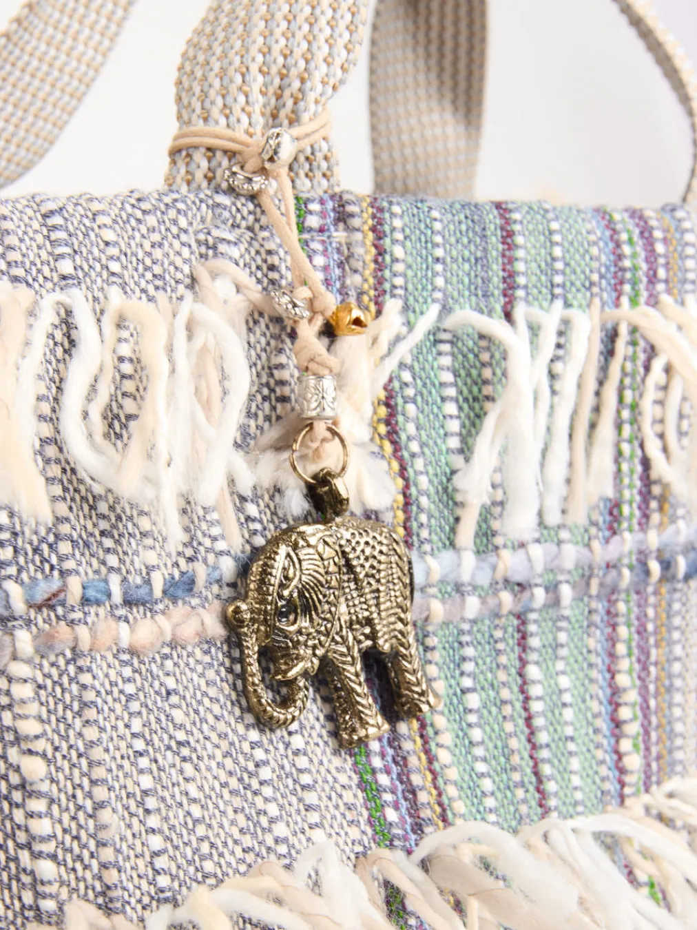 – Shopper aus Textil mit Fransenbesatz-ANOKHI New