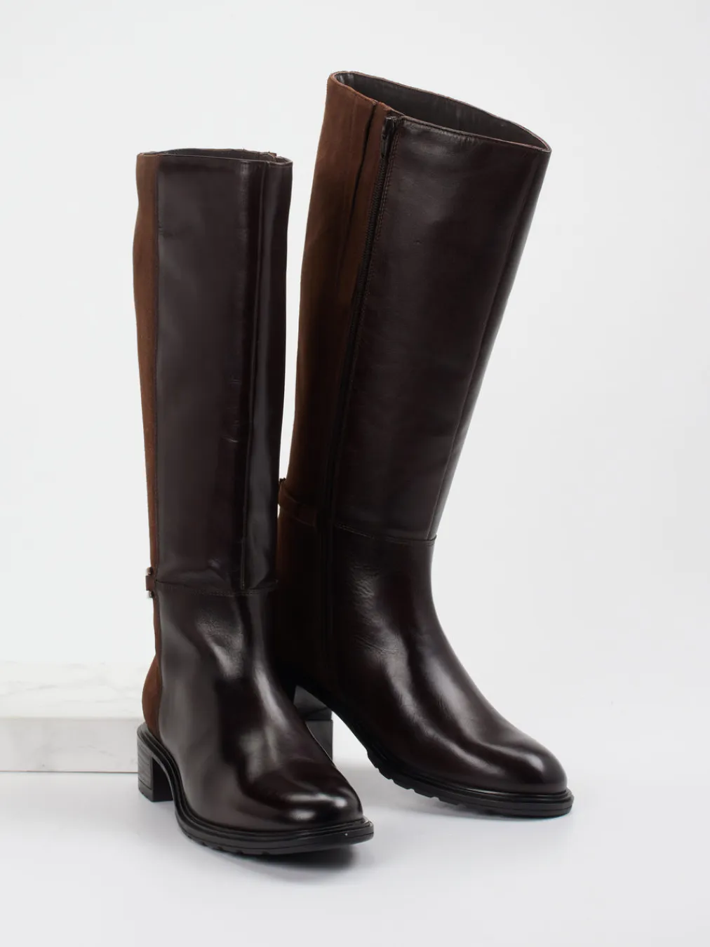 – Kniehohe Stiefel aus Kalbleder in-Ara