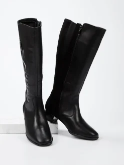 – Kniestiefel aus Kalbleder und Veloursleder-Ara