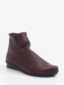 – Stiefeletten aus Kalbleder in Bordeaux-Arche Hot