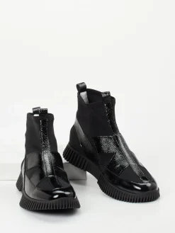 – Stiefeletten aus Lackleder-Arche Hot