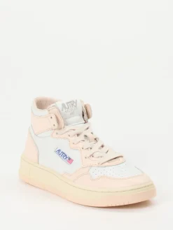 – Mid-Top Sneaker aus Kalbleder Blassrosa-Autry Hot