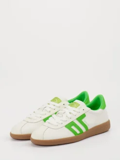 – Sneaker aus Kalbleder in -Grün-Back 70 Hot