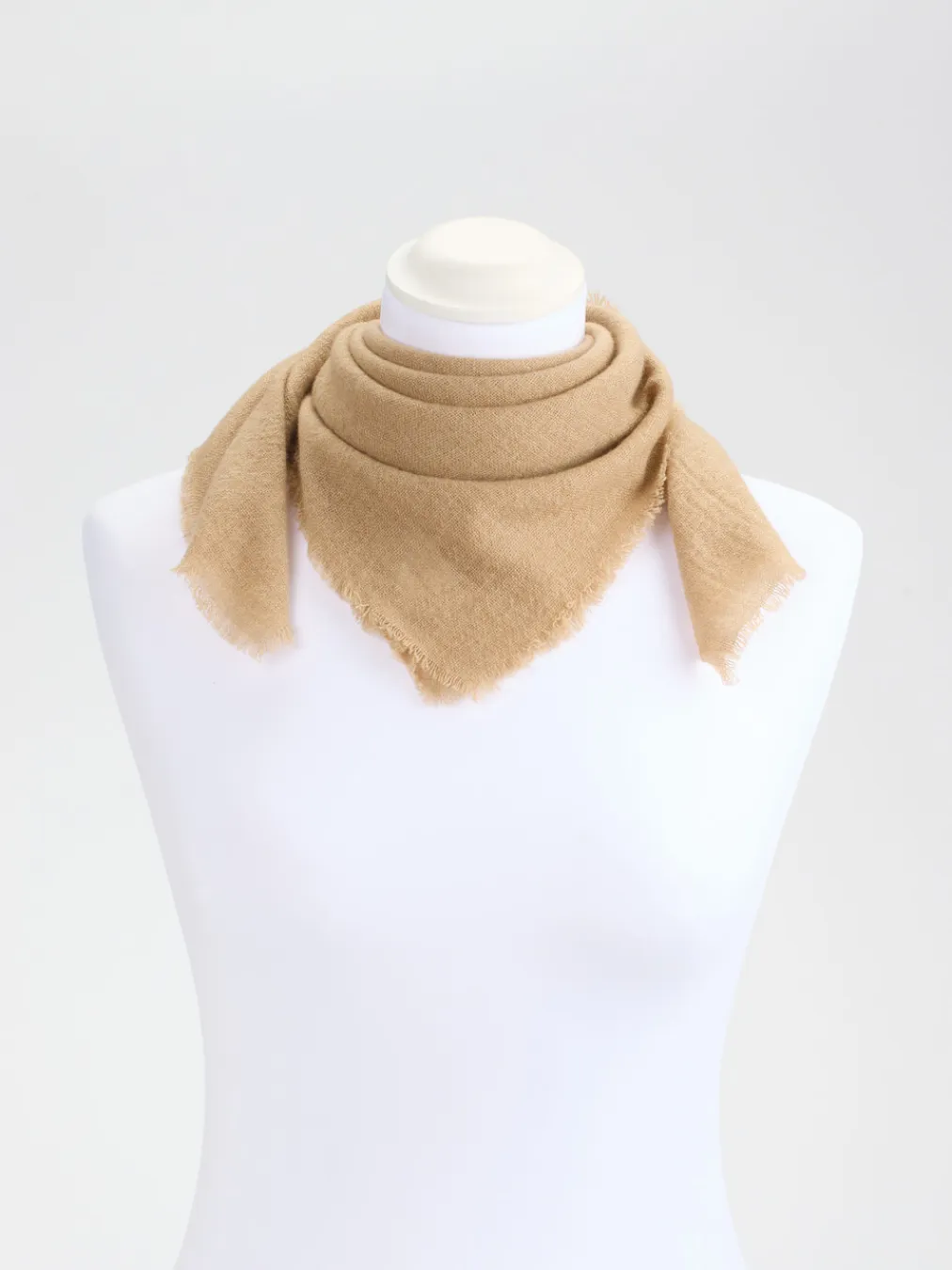 – Dreieckstuch aus Kaschmir-Mix in Beige-Blui Outlet
