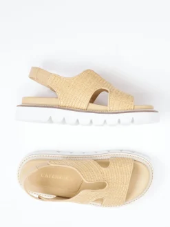 – Plateau-Sandalen aus Kalbleder geflochten-CAFèNOIR Hot