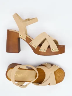 – Plateau-Sandalen aus Veloursleder-CAFèNOIR Hot