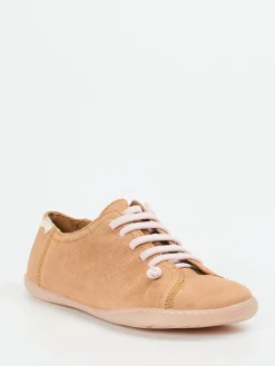 – Low-Top Sneaker aus Nubukleder sandbeige-Camper Sale
