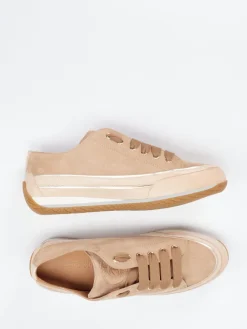 – Sneaker aus Veloursleder in-Candice Cooper New
