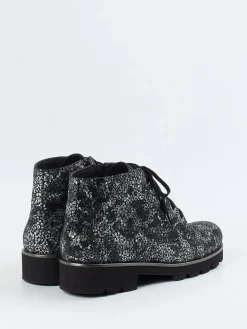 – Schnürboots aus geprägtem Leder-Christian Dietz New