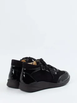 – Schnürschuh aus Velours- und Lackleder-Christian Dietz Discount