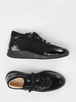 – Schnürschuh aus Velours- und Lackleder-Christian Dietz Discount