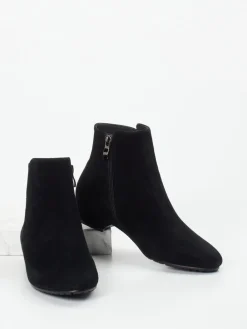 – Stiefelette aus Veloursleder-Di Lauro