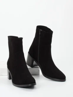 – Stiefeletten aus Veloursleder-Donna Carolina New