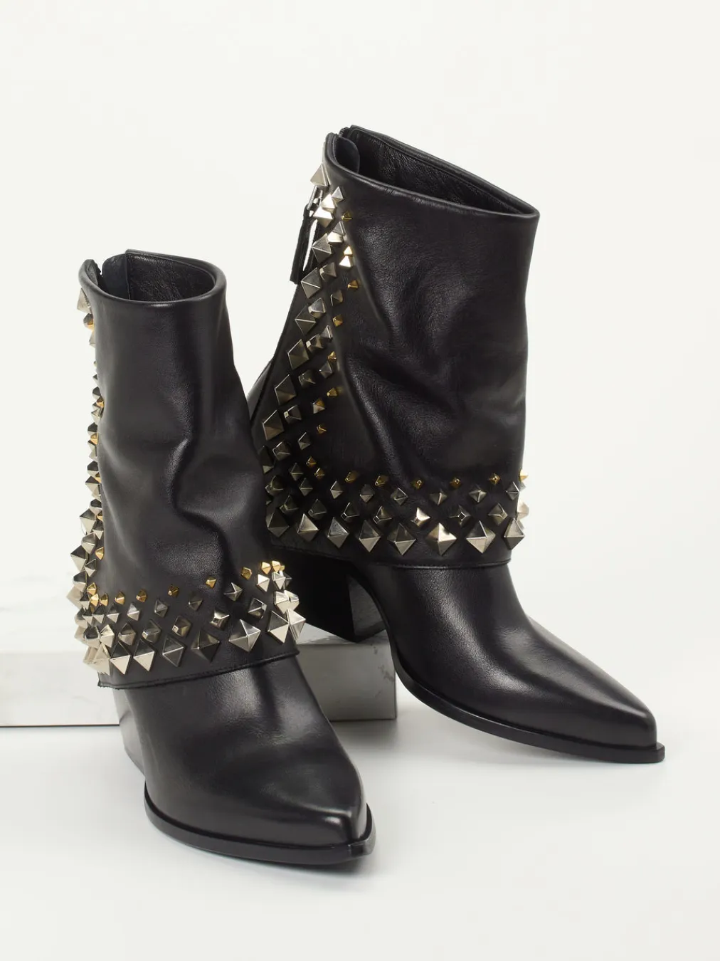 – Western-Stiefeletten aus Kalbleder-Elena Iachi New