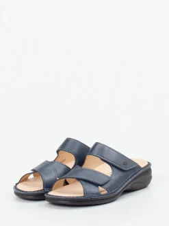 – Pantolette aus Metallicleder-Finn Comfort Hot