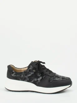 – Schnürschuh aus Kalbleder-Finn Comfort Online