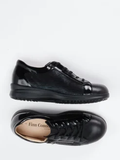 – Schnürschuh aus Lackleder-Finn Comfort New