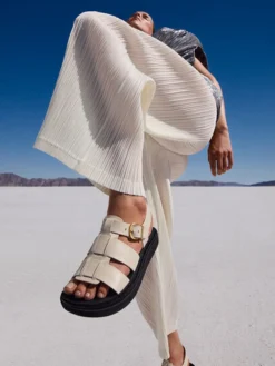 – Fisherman-Sandalen aus Lackleder-FitFlop Hot