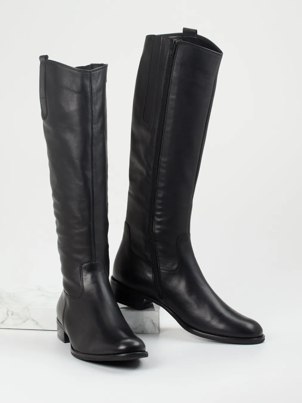 – Kniehohe Stiefel aus Kalbleder-Gabor