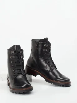 Ginger & Glove – Schnürboots aus Lammleder-Ginger u0026 Glove New