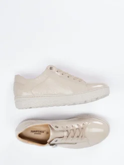 – Komfort-Sneaker aus Lackleder-Hartjes