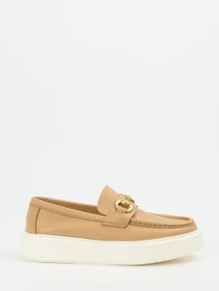 – Loafer aus Kalbleder in Beige-Henderson Discount