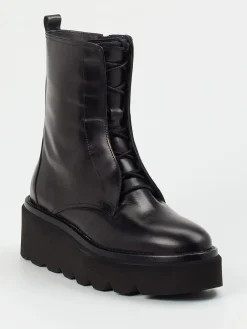 – Plateau-Stiefelette aus Kalbleder-Homers Sale