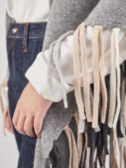 – Poncho aus Kaschmir in mit Fransen-HURRAY New