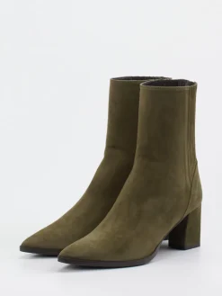 – Ankle Boots aus Veloursleder Oliv-Konstantin Starke