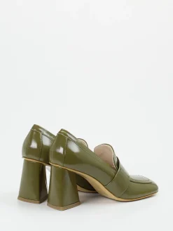 – Blockabsatz-Loafer aus Lackleder Oliv-Konstantin Starke Sale