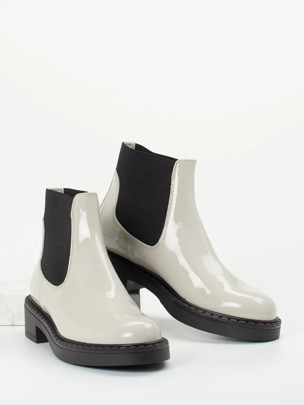 – Chelsea Boots aus Lackleder creme-Konstantin Starke Outlet