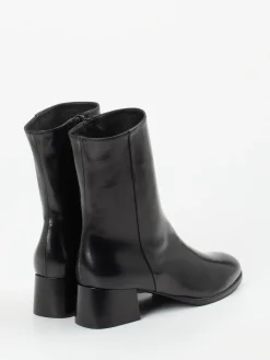 – Stiefeletten aus Lammleder-Konstantin Starke New