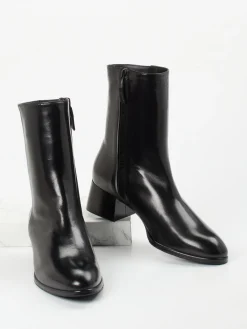 – Stiefeletten aus Lammleder-Konstantin Starke New