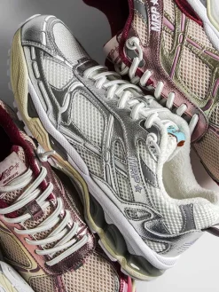 – Chunky Sneaker aus Metallicleder-MRP New