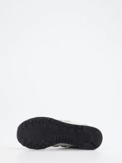 – Retro-Sneaker aus Veloursleder und Mesh-New Balance