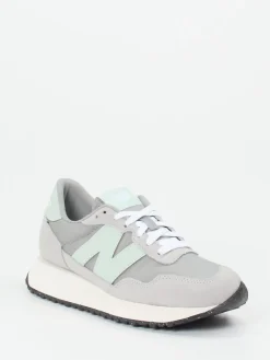 – Retro-Sneaker aus Textil und Veloursleder-New Balance