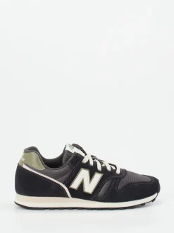 – Retro-Sneaker aus Nubukleder und Mesh-New Balance
