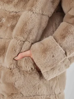 – Kunstfellmantel aus Textil in Beige-NotyZ Sale