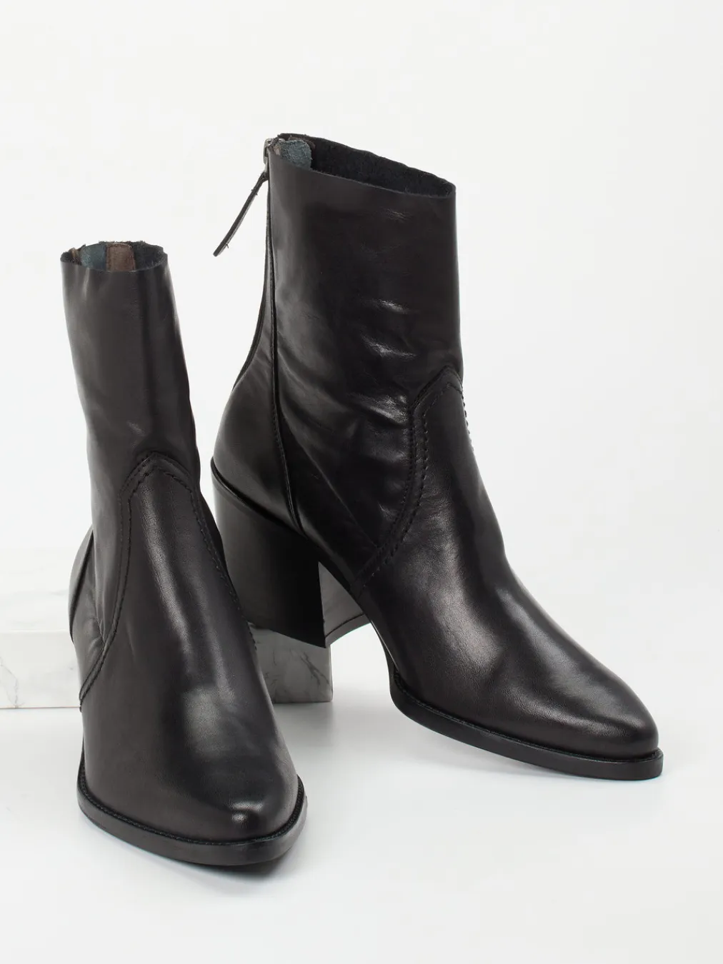 – Stiefelette aus Kalbleder in-Paul Green Hot