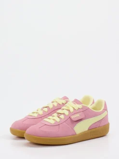 – Sneaker aus Veloursleder in-Puma New