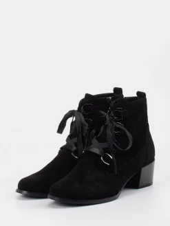 – Stiefelette aus Veloursleder-Ralph Harrison