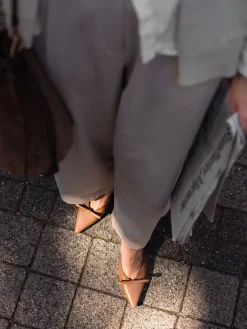 Roberto Festa – Kitten Heels aus Hochglanzleder karamell-Roberto Festa X Zumnorde Discount