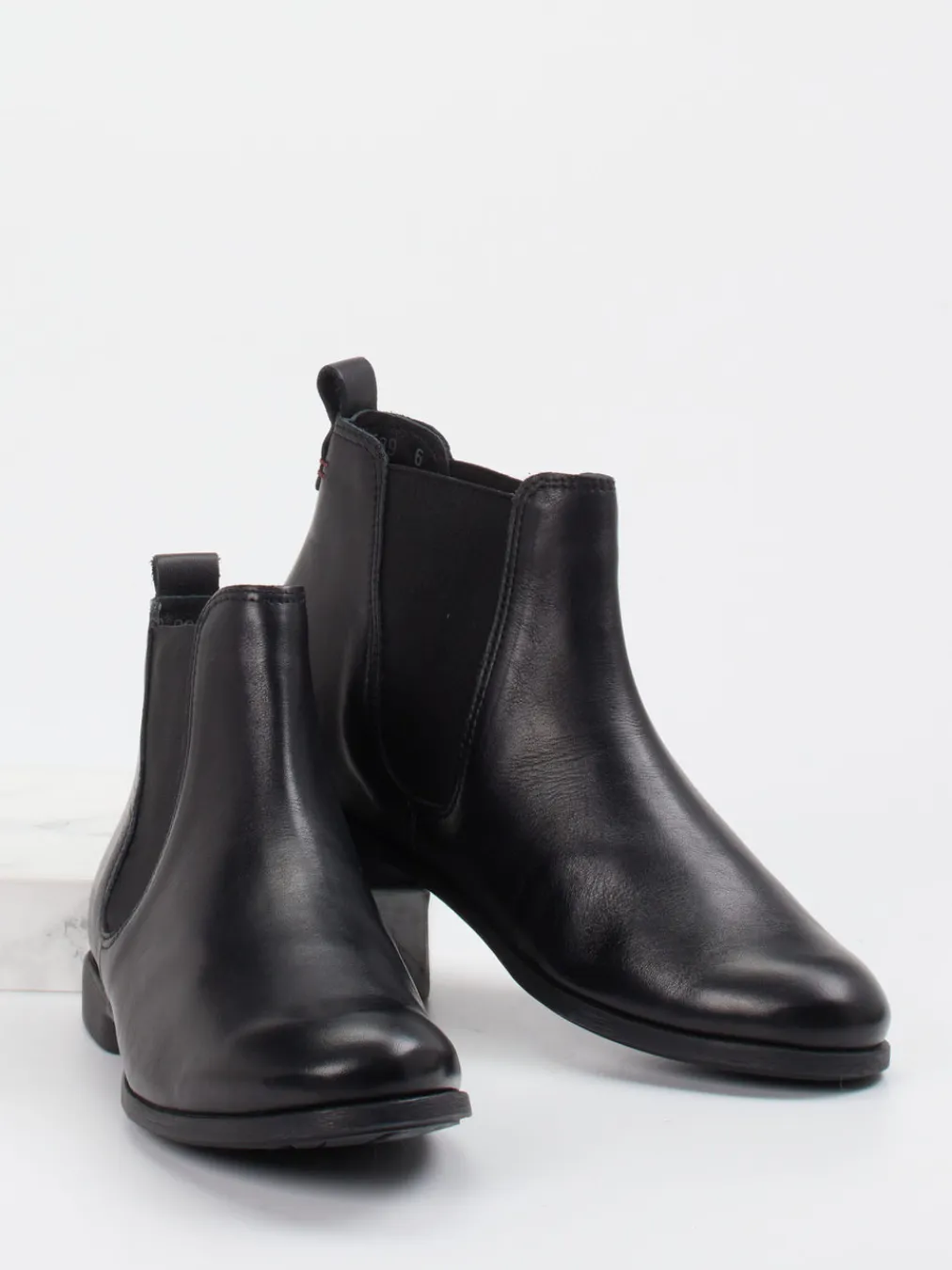– Chelsea Boots aus Kalbleder-Think New