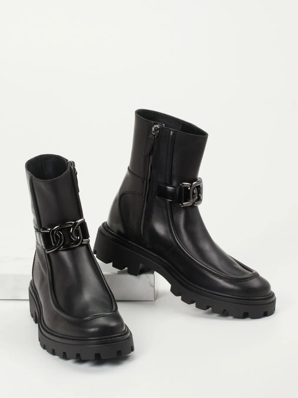 – Biker-Stiefelette aus Kalbleder-Tod's Best