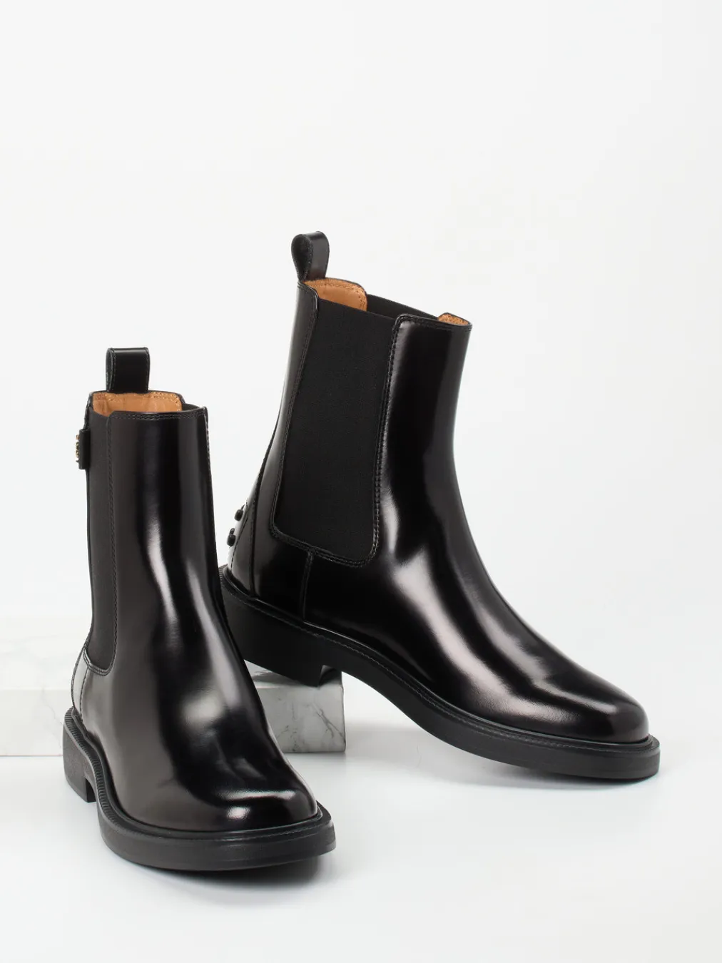 – Chelsea Boots aus Hochglanzleder-Tod's