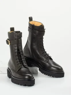 – Schnürboots aus Kalbleder in Dunkel-Truman's Discount